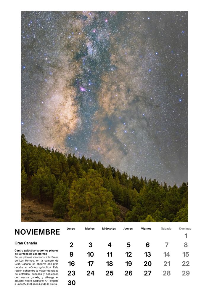 Noviembre de 2026 del calendario de Iván Cárdenes Muñoz: Centro galáctico sobre los pinares de la Presa de Los Hornos, Gran Canaria