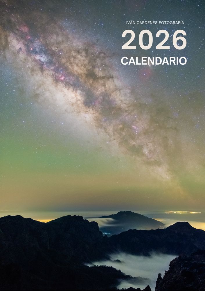 Portada del calendario 2026 de Iván Cárdenes Muñoz, con la Vía Láctea sobre un mar de nubes en Gran Canaria