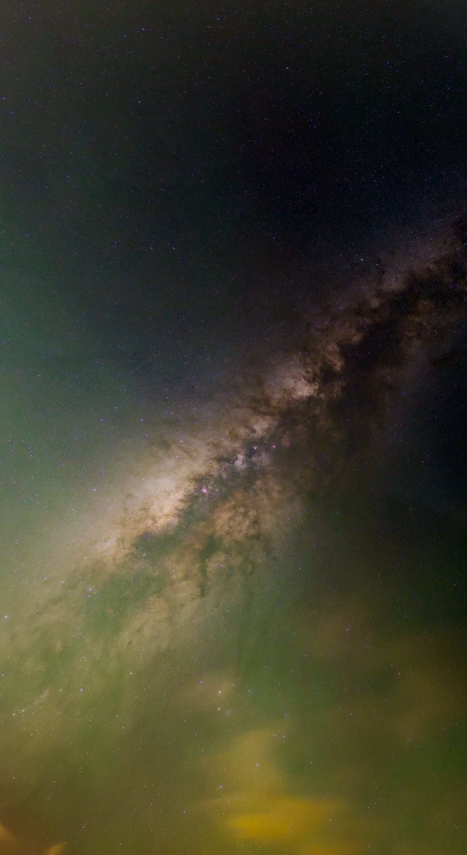 Panorámica del centro galáctico Anden Verde Airglow